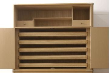 中古　美品　大阪泉州桐箪笥　特注　汚れが付きにくいメラミン化粧板を使った総桐箪笥・上段(総桐たんす、胴丸、和たんす、和タンス、衣装箪笥、和服箪笥、着物箪笥、収納箪笥)(R-081758)