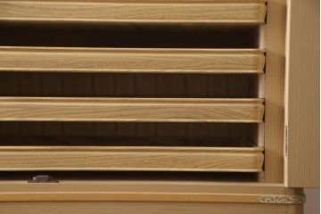中古　美品　大阪泉州桐箪笥　特注　汚れが付きにくいメラミン化粧板を使った総桐箪笥・上段(総桐たんす、胴丸、和たんす、和タンス、衣装箪笥、和服箪笥、着物箪笥、収納箪笥)(R-081758)