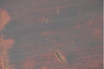 アジアンビンテージ　李朝デザイン　オリエンタルな意匠が目を惹く引き出し5杯付きのアンティーク調コンソールテーブル　(R-081768)