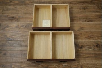 和製ビンテージ　民芸家具　欅(ケヤキ)材　品の良い佇まいと美しい杢目が魅力の小箪笥(小物収納、整理箪笥、小タンス、収納タンス、引き出し、ヴィンテージ)(R-081777)