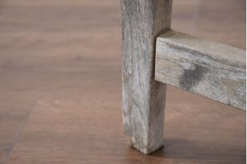 和製アンティーク　古い木味の素朴で懐かしい雰囲気が素敵な木製ベンチ(長椅子、長イス、板座チェア)(R-081783)