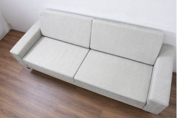 中古　BoConcept(ボーコンセプト)　Anders Norgaard(アンダース・ノルガード)デザイン　I.D.V.2(アイディーヴィーツー)　快適な座り心地と高級感ある空間を演出してくれる2.5人掛けソファ(2.5P、アームソファ、北欧)(定価約22万円)(R-081784)