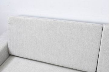  中古　BoConcept(ボーコンセプト)　Anders Norgaard(アンダース・ノルガード)デザイン　I.D.V.2(アイディーヴィーツー)　快適な座り心地と高級感ある空間を演出してくれる2.5人掛けソファ(2.5P、アームソファ、北欧)(定価約22万円)(R-081784)