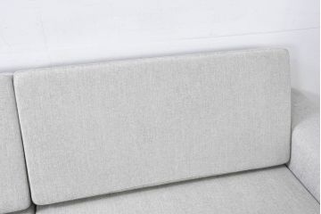  中古　BoConcept(ボーコンセプト)　Anders Norgaard(アンダース・ノルガード)デザイン　I.D.V.2(アイディーヴィーツー)　快適な座り心地と高級感ある空間を演出してくれる2.5人掛けソファ(2.5P、アームソファ、北欧)(定価約22万円)(R-081784)