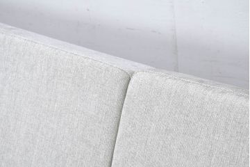  中古　BoConcept(ボーコンセプト)　Anders Norgaard(アンダース・ノルガード)デザイン　I.D.V.2(アイディーヴィーツー)　快適な座り心地と高級感ある空間を演出してくれる2.5人掛けソファ(2.5P、アームソファ、北欧)(定価約22万円)(R-081784)