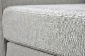  中古　BoConcept(ボーコンセプト)　Anders Norgaard(アンダース・ノルガード)デザイン　I.D.V.2(アイディーヴィーツー)　快適な座り心地と高級感ある空間を演出してくれる2.5人掛けソファ(2.5P、アームソファ、北欧)(定価約22万円)(R-081784)