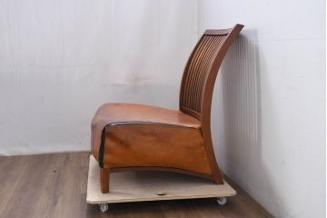 中古　希少な廃番品!!　BC工房　安楽きらきら椅子　チーク材　ワイドタイプ　和洋どちらの空間にも取り入れやすいアームレスチェア(1Pソファ、一人掛け)(R-081785)