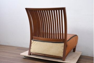 中古　希少な廃番品!!　BC工房　安楽きらきら椅子　チーク材　ワイドタイプ　和洋どちらの空間にも取り入れやすいアームレスチェア(1Pソファ、一人掛け)(R-081785)