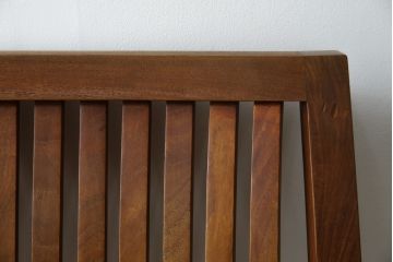 中古　希少な廃番品!!　BC工房　安楽きらきら椅子　チーク材　ワイドタイプ　和洋どちらの空間にも取り入れやすいアームレスチェア(1Pソファ、一人掛け)(R-081785)