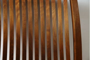 中古　希少な廃番品!!　BC工房　安楽きらきら椅子　チーク材　ワイドタイプ　和洋どちらの空間にも取り入れやすいアームレスチェア(1Pソファ、一人掛け)(R-081785)