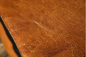 中古　希少な廃番品!!　BC工房　安楽きらきら椅子　チーク材　ワイドタイプ　和洋どちらの空間にも取り入れやすいアームレスチェア(1Pソファ、一人掛け)(R-081785)