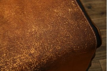 中古　希少な廃番品!!　BC工房　安楽きらきら椅子　チーク材　ワイドタイプ　和洋どちらの空間にも取り入れやすいアームレスチェア(1Pソファ、一人掛け)(R-081785)