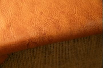 中古　希少な廃番品!!　BC工房　安楽きらきら椅子　チーク材　ワイドタイプ　和洋どちらの空間にも取り入れやすいアームレスチェア(1Pソファ、一人掛け)(R-081785)