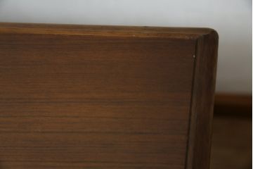 中古　美品　カリモク家具(karimoku)　COLONIAL(コロニアル)シリーズ　カントリースタイルのお部屋作りにおすすめのおしゃれな両袖机(在宅ワーク用、在宅用ワークデスク、書斎机)(定価約27万円)(R-081788)