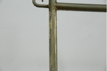 イタリアヴィンテージ　ブラス(真鍮)レッグがおしゃれで品のある伸縮式ハンガーラック　(R-081789)