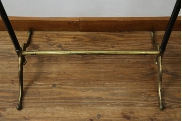 イタリアヴィンテージ　ブラス(真鍮)レッグがおしゃれで品のある伸縮式ハンガーラック　(R-081789)