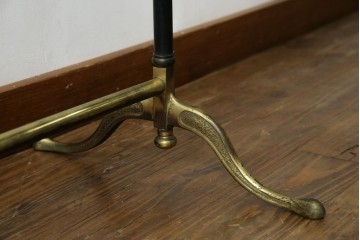 イタリアヴィンテージ　ブラス(真鍮)レッグがおしゃれで品のある伸縮式ハンガーラック　(R-081789)