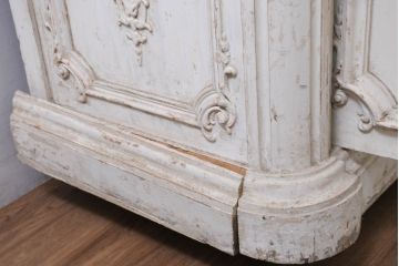 フランスアンティーク　特大!!　最高級　ロココ調　三面ガラス　ミラーバック　美しい彫刻のフレンチキャビネット(飾り棚、収納棚、戸棚、コレクションケース、ガラスケース、店舗什器)(R-081791)