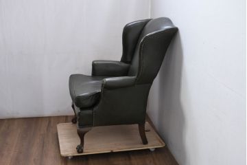 イギリスアンティーク　レザー(本革)　重厚感のある佇まいが魅力的なウィングバックソファ(ウイングバックソファ、1人掛け、1P、一人掛けソファ、アームチェア、店舗什器、英国)(R-081794)