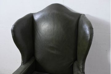 イギリスアンティーク　レザー(本革)　重厚感のある佇まいが魅力的な1人掛けウィングバックソファ(ウイングバックソファ、1P、一人掛けソファ、アームチェア、店舗什器、英国)(R-081795)