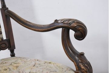 イギリスアンティーク　上手物!!　素晴らしい彫刻の高級アームチェア(椅子、サロンチェア、ダイニングチェア、英国)(R-081799)