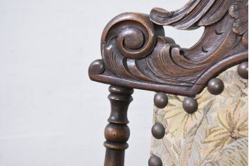 イギリスアンティーク　上手物!!　素晴らしい彫刻の高級アームチェア(椅子、サロンチェア、ダイニングチェア、英国)(R-081799)