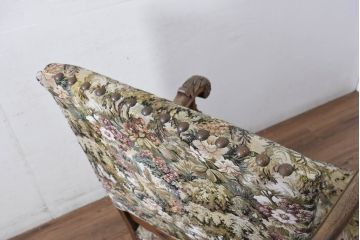 イギリスアンティーク　上手物!!　素晴らしい彫刻の高級アームチェア(椅子、サロンチェア、ダイニングチェア、英国)(R-081800)