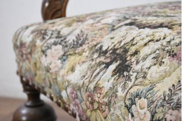イギリスアンティーク　上手物!!　素晴らしい彫刻の高級アームチェア(椅子、サロンチェア、ダイニングチェア、英国)(R-081800)