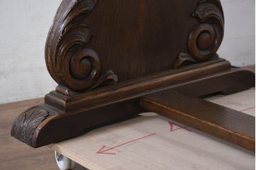 イギリスアンティーク　上手物!!　美しい彫刻が施されたローテーブル(センターテーブル、コーヒーテーブル、リビングテーブル、店舗什器、英国)(R-081801)