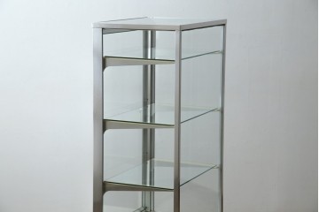 和製ビンテージ　メタルフレームが無骨でかっこいいレトロな縦型ガラスケース　(R-081804)