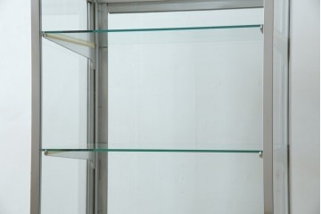 和製ビンテージ　メタルフレームが無骨でかっこいいレトロな縦型ガラスケース　(R-081804)