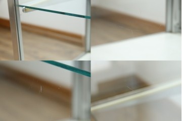 和製ビンテージ　メタルフレームが無骨でかっこいいレトロな縦型ガラスケース　(R-081804)