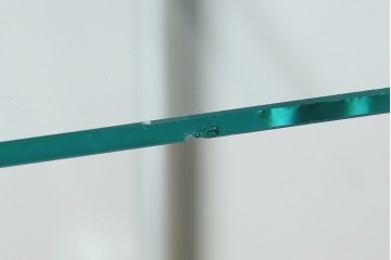 和製ビンテージ　メタルフレームが無骨でかっこいいレトロな縦型ガラスケース　(R-081804)