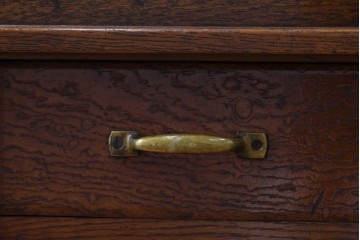 和製アンティーク　楢(ナラ)材・欅(ケヤキ)材　玉杢　昔懐かしい雰囲気漂う上開き天板のライティングデスク　(R-081806)