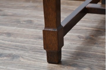 和製アンティーク　楢(ナラ)材・欅(ケヤキ)材　玉杢　昔懐かしい雰囲気漂う上開き天板のライティングデスク　(R-081806)