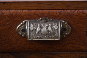 和製アンティーク　楢(ナラ)材・欅(ケヤキ)材　玉杢　昔懐かしい雰囲気漂う上開き天板のライティングデスク　(R-081806)