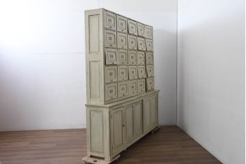 フランスアンティーク　特大!!　希少デザイン　パタパタ扉の大きなペイントキャビネット(収納棚、戸棚、ロッカー、バラ売り可能)(R-081808)