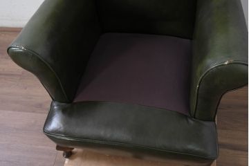 イギリスアンティーク　レザー(本革)　重厚感のある佇まいが魅力的なウィングバックソファ(ウイングバックソファ、1人掛けソファ、1P、一人掛けソファ、アームチェア、店舗什器、英国)(R-081814)