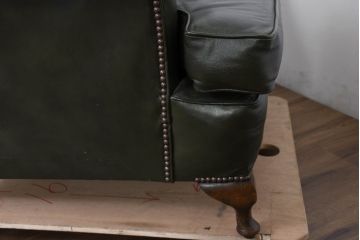 イギリスアンティーク　レザー(本革)　重厚感のある佇まいが魅力的なウィングバックソファ(ウイングバックソファ、1人掛けソファ、1P、一人掛けソファ、アームチェア、店舗什器、英国)(R-081814)