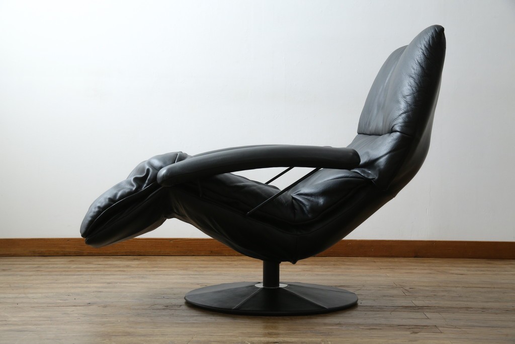 中古　美品　希少モデル!!　maruni(マルニ木工)　本革(レザー)　贅沢なくつろぎのひとときにおすすめのリクライニングパーソナルチェア　定価約18万円　(R-081816)