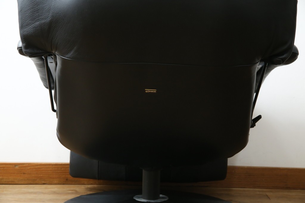 中古　美品　希少モデル!!　maruni(マルニ木工)　本革(レザー)　贅沢なくつろぎのひとときにおすすめのリクライニングパーソナルチェア　定価約18万円　(R-081816)