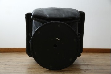 中古　美品　希少モデル!!　maruni(マルニ木工)　本革(レザー)　贅沢なくつろぎのひとときにおすすめのリクライニングパーソナルチェア　定価約18万円　(R-081816)