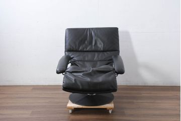 中古　美品　希少モデル!!　maruni(マルニ木工)　本革(レザー)　贅沢なくつろぎのひとときにおすすめのリクライニングパーソナルチェア(1Pソファ、1人掛けソファ、一人掛けソファ、アームチェア、イージーチェア)(定価約18万円)(R-081816)