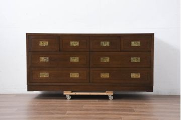 中古　超美品　ほぼ新品　カリモク家具(karimoku)　domani(ドマーニ)　Morganton(モーガントン)　上品な佇まいのドロワーチェスト(サイドチェスト、引き出し、店舗什器)(定価約49万円)(R-081817)