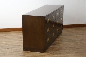 中古　超美品　ほぼ新品　カリモク家具(karimoku)　domani(ドマーニ)　Morganton(モーガントン)　上品な佇まいのドロワーチェスト(サイドチェスト、引き出し、店舗什器)(定価約49万円)(R-081818)