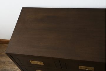 中古　超美品　ほぼ新品　カリモク家具(karimoku)　domani(ドマーニ)　Morganton(モーガントン)　上品な佇まいのドロワーチェスト(サイドチェスト、引き出し、店舗什器)(定価約49万円)(R-081818)