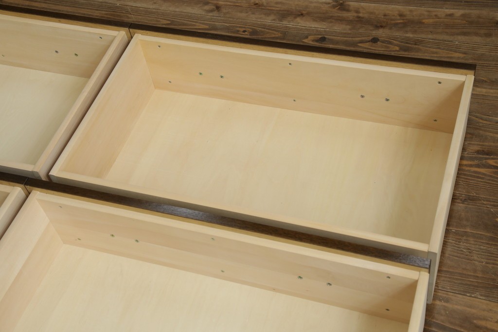 中古　超美品　ほぼ新品　カリモク家具(karimoku)　domani(ドマーニ)　Morganton(モーガントン)　上品な佇まいのドロワーチェスト　定価約49万円　(R-081819)