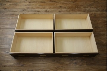 中古　超美品　ほぼ新品　カリモク家具(karimoku)　domani(ドマーニ)　Morganton(モーガントン)　上品な佇まいのドロワーチェスト　定価約49万円　(R-081819)