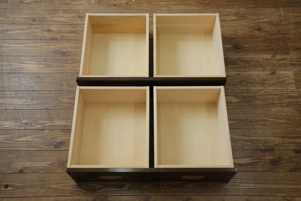 中古　超美品　ほぼ新品　カリモク家具(karimoku)　domani(ドマーニ)　Morganton(モーガントン)　上品な佇まいのドロワーチェスト　定価約49万円　(R-081819)