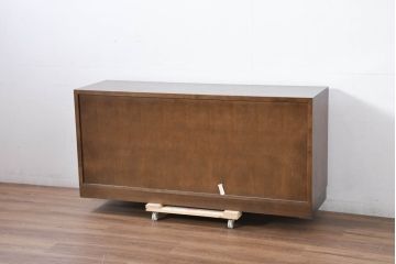 中古　超美品　ほぼ新品　カリモク家具(karimoku)　domani(ドマーニ)　Morganton(モーガントン)　上品な佇まいのドロワーチェスト(サイドチェスト、引き出し、店舗什器)(定価約49万円)(R-081820)